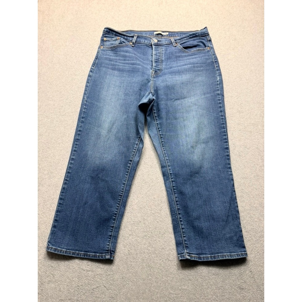 Levis Wedgie Straight Leg Jeans Womens 18 Medium Wash Denim Button Fly